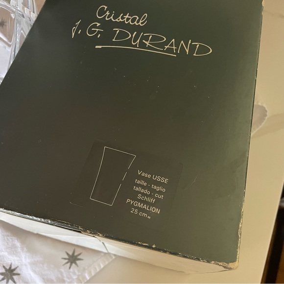J.G. Durand “Pygmalion” Lead Crystal 25cm (10”) Vase - 62510 Arques France - Picture 11 of 17